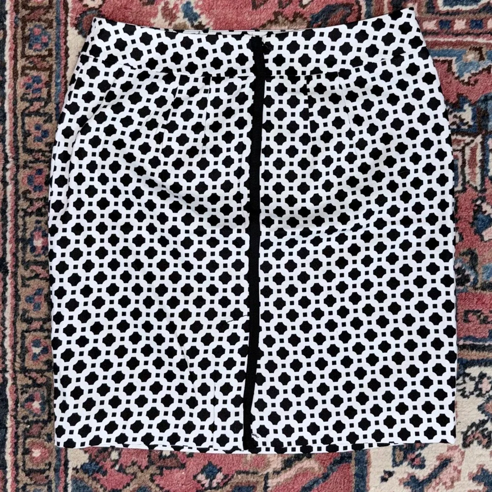 Cynthia Rowley Pencil Skirt Womens 8 Black White Excellent Geometric Lattice Zip